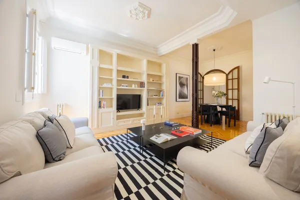 3-bedroom apartment in Alcalá - Image 4