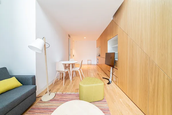 1-bedroom duplex with terrace in Juan Bravo - Image 1