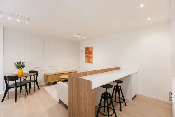 Flat in Amalia - Image 2