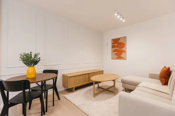 Flat in Amalia - Image 1