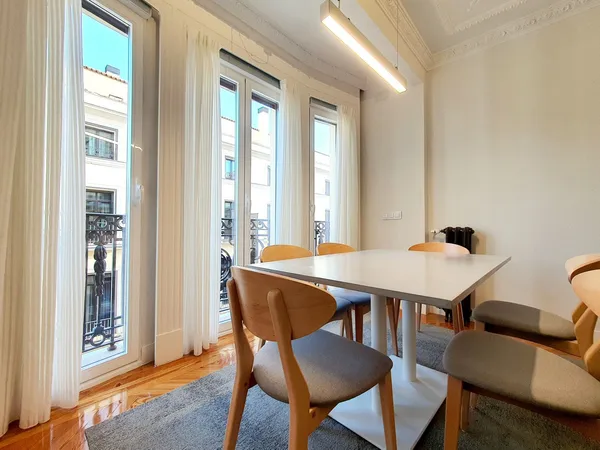 2-bedroom apartment in Atocha - Image 4