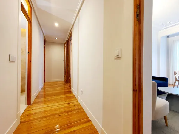 2-bedroom apartment in Atocha - Image 3