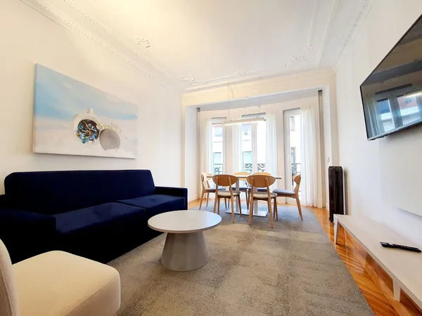 2-bedroom apartment in Atocha - Image 2