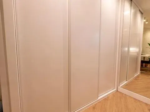 Piso de 1 dormitorio en Paseo Marqués de Zafra - Image 4